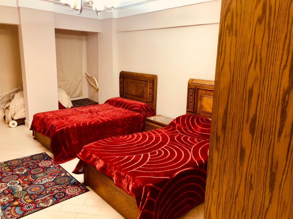 Toscanini Apartament اول صف مباشره Александрія Екстер'єр фото